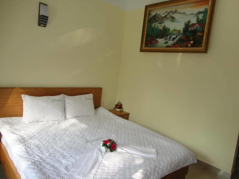 Rung Hoa Hotel Da Lat Exterior photo